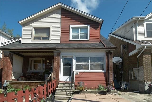 186 Queensdale Ave