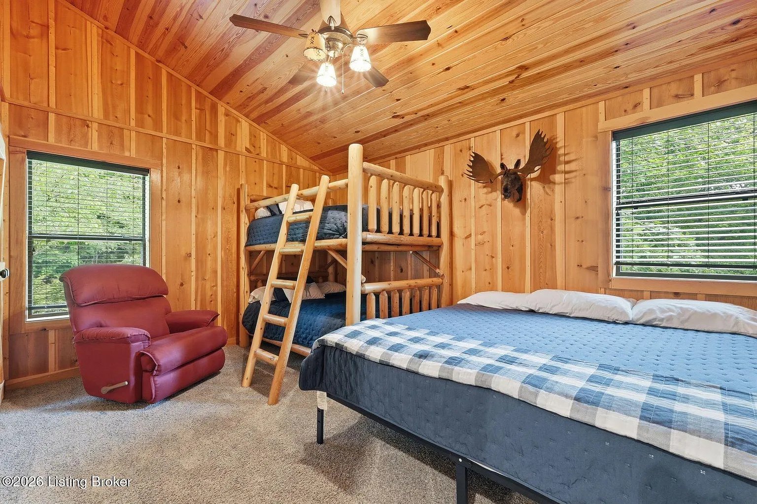 29 River Run Ln