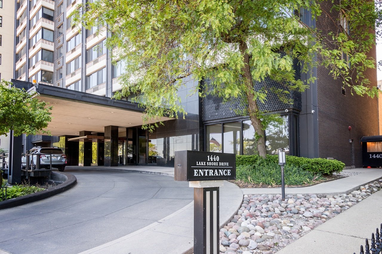1440 N Lake Shore DR 35A