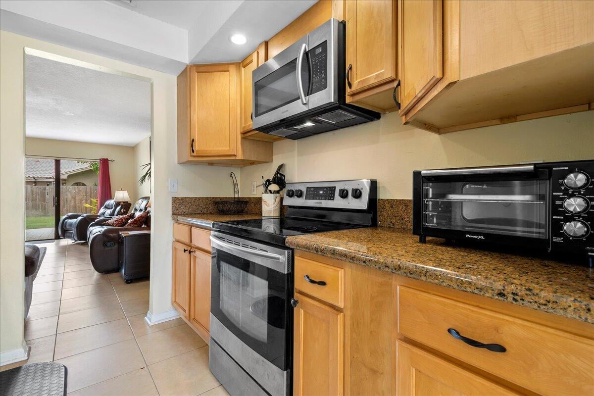 12710 Peconic Ct