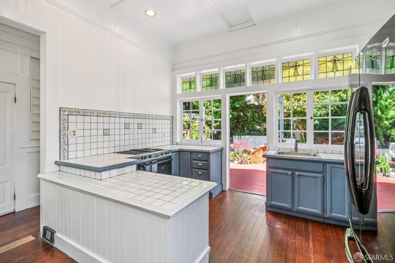 3846 Cesar Chavez St, San Francisco