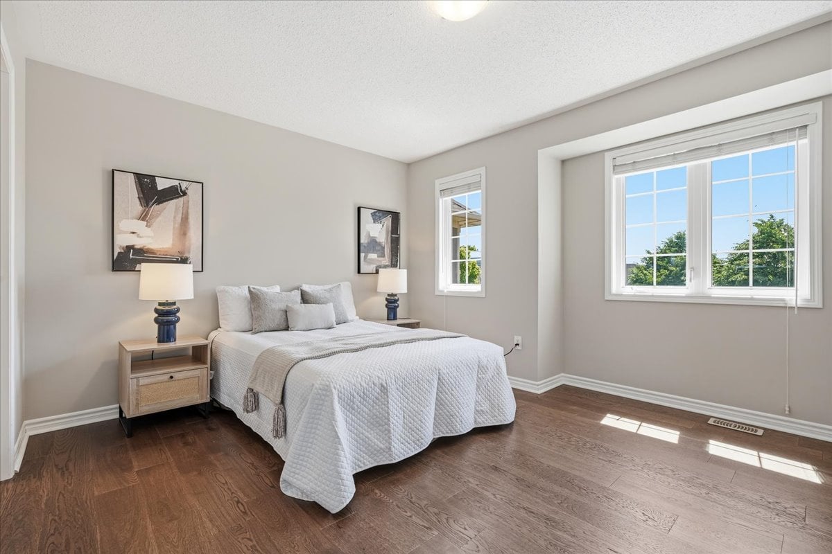 2383 Calloway Dr, Oakville