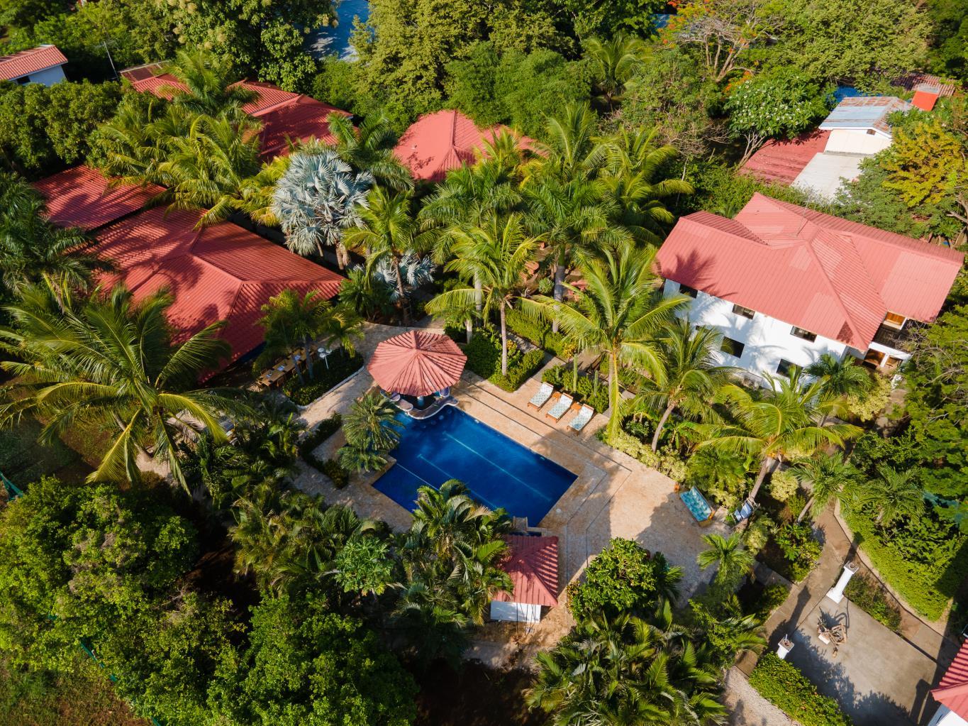 Drift Away Lodge | Near the Coast Hotel/Resort/Hostel For Sale in Playa Avellanas