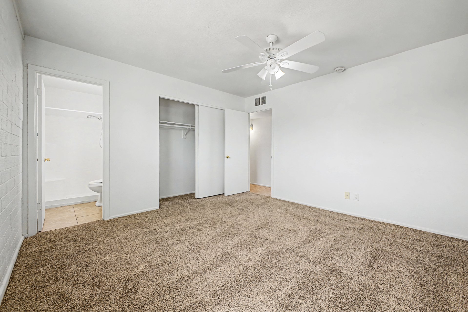 1319 Tulip Place