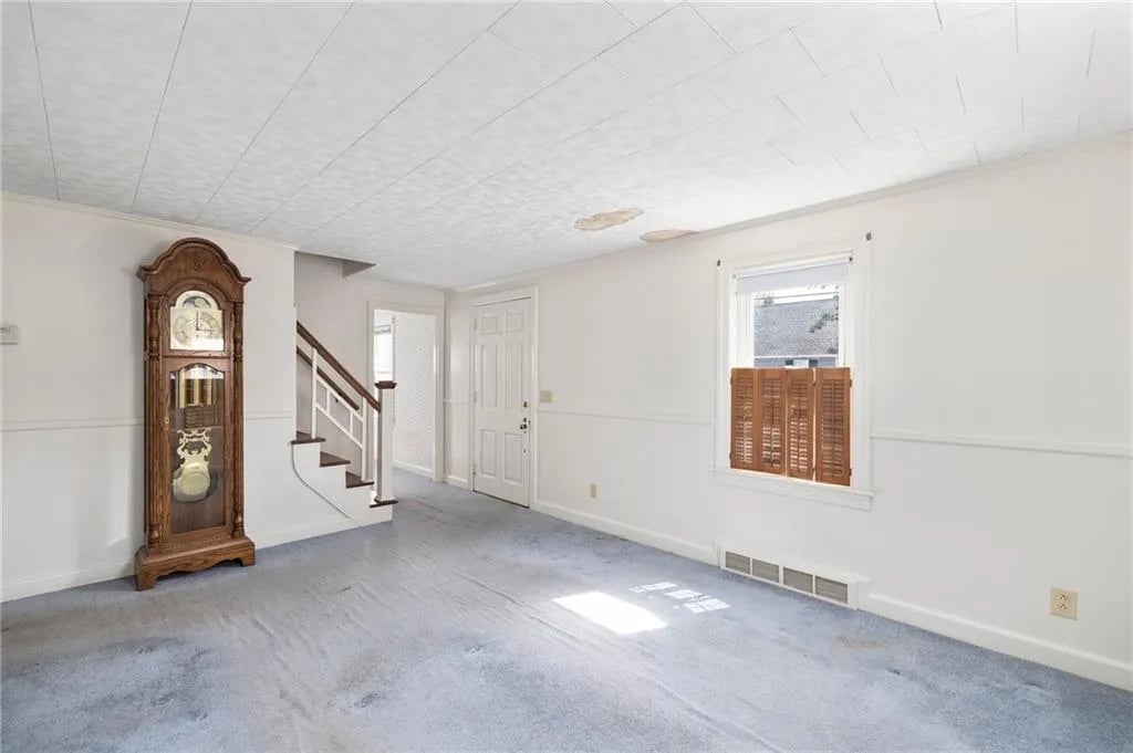 63 Edgemere Rd
