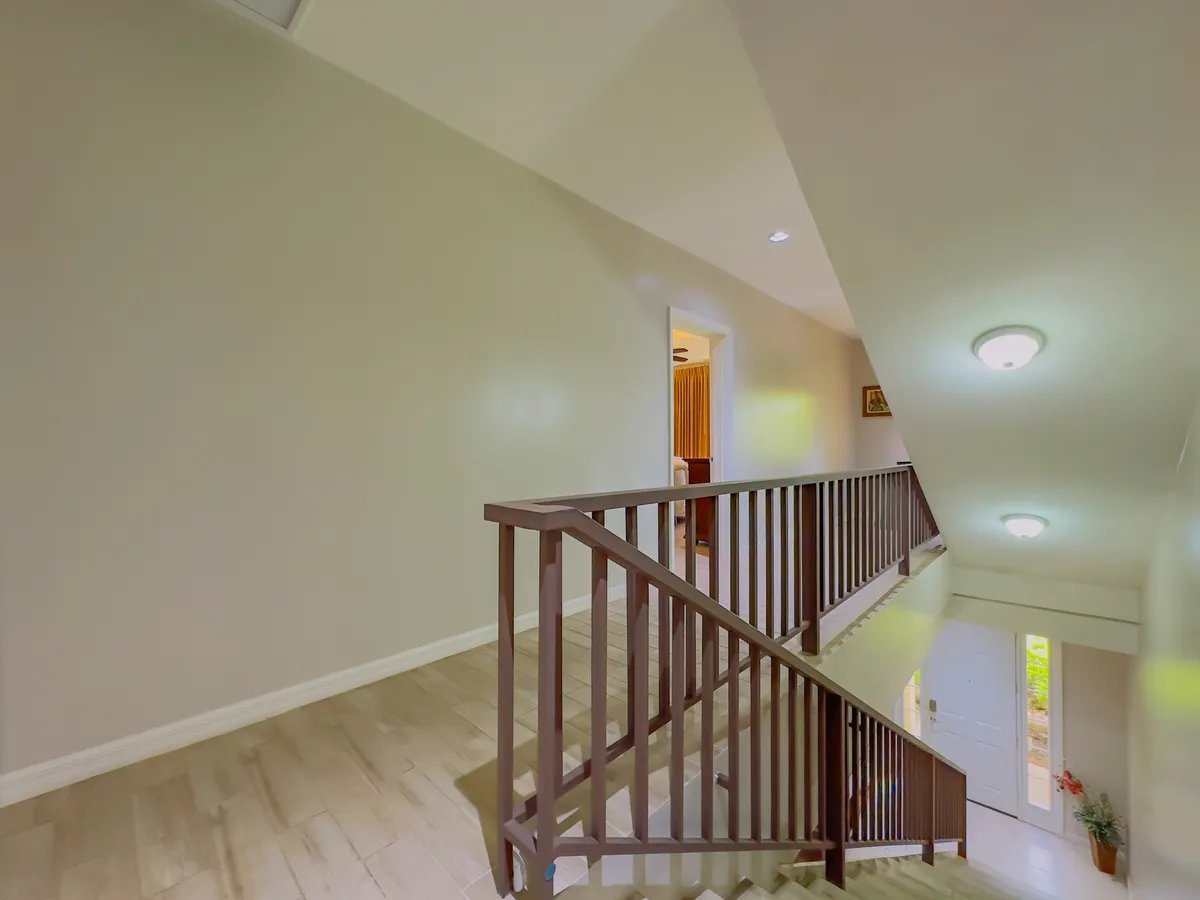 Pacifico Townhouse #101