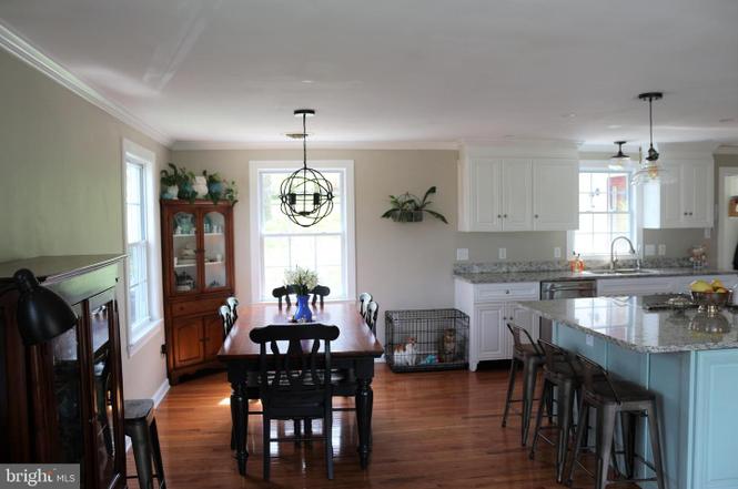 12435 Pleasant Valley Rd