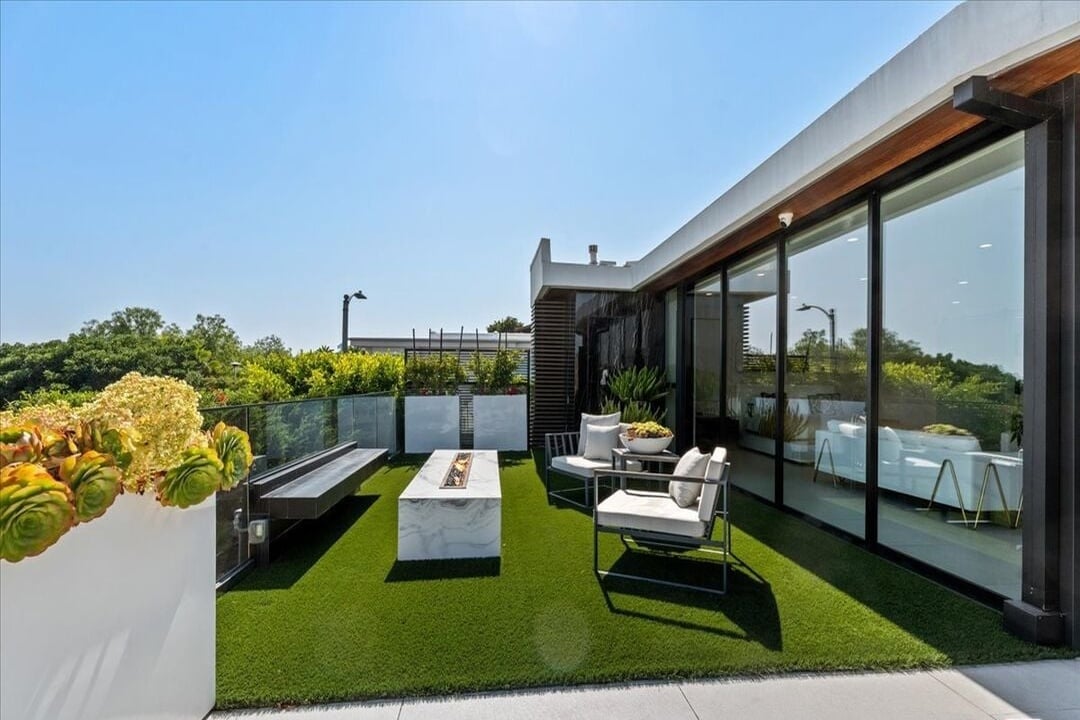 Celestia Estate, Hercules Dr, 90046