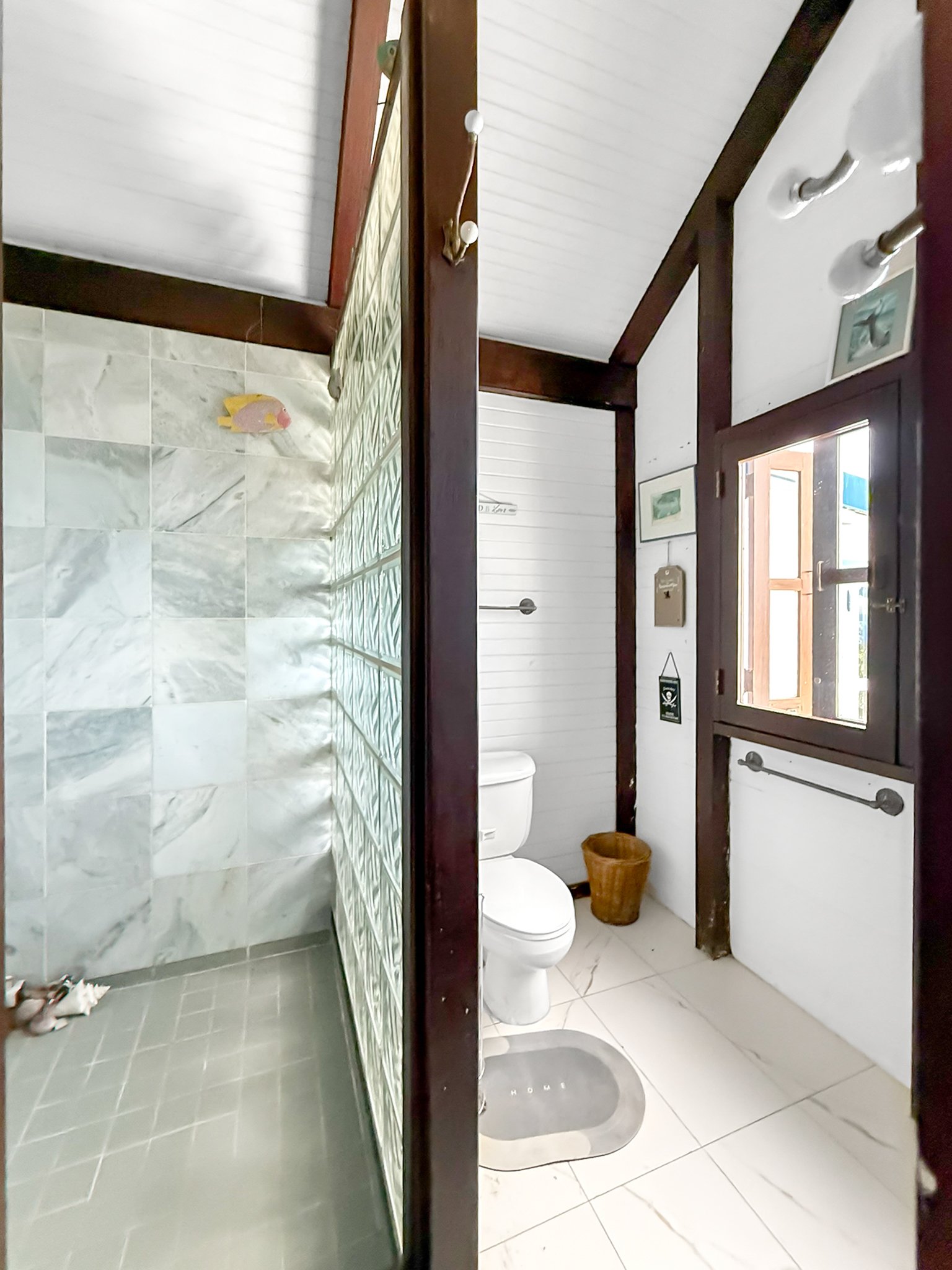 951 Casablanca-Luck Hill Standalone Home