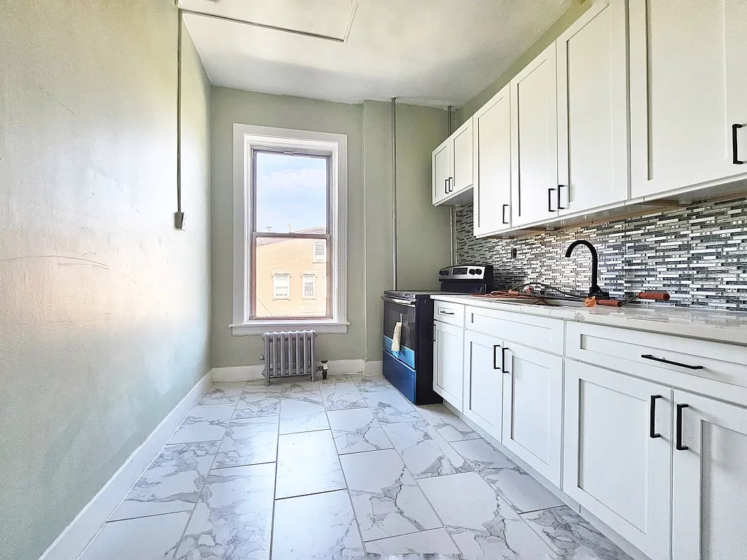 93 Halsey Street #C2