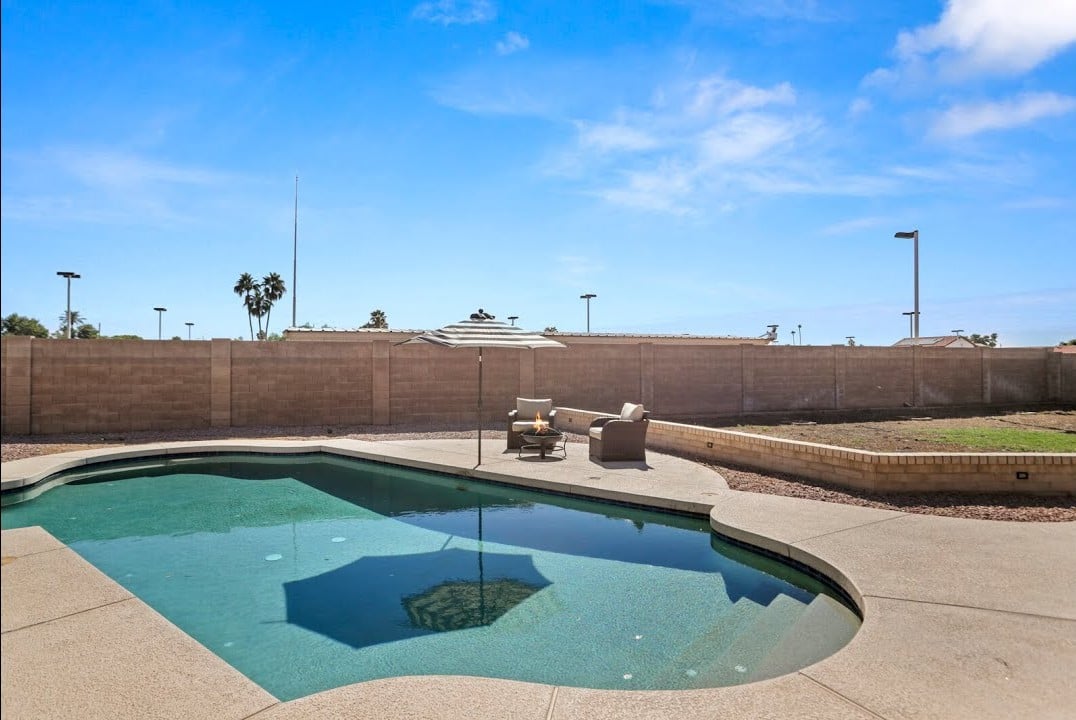 Grand Home in Cactus Park | New Listing in #Phoenix with Pool