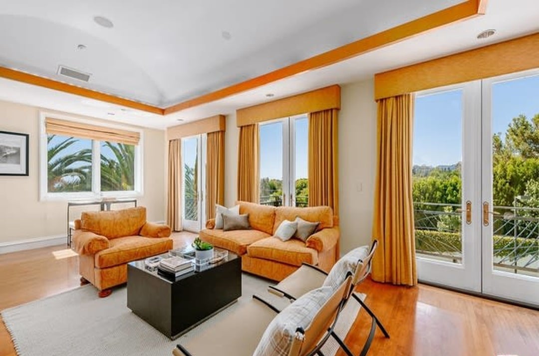 Summit Estate
