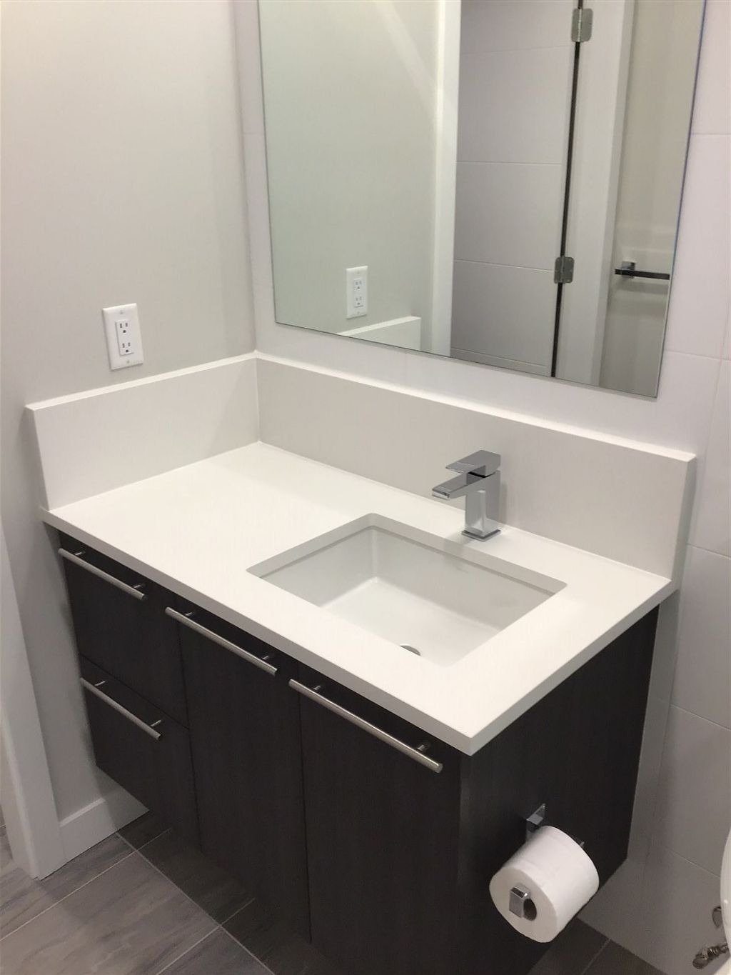 4963 Cambie St, #311