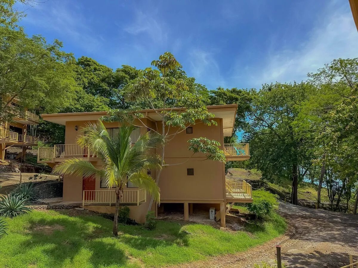 Vista Bahia Resort and Beachfront Land in Gulf of Papagayo