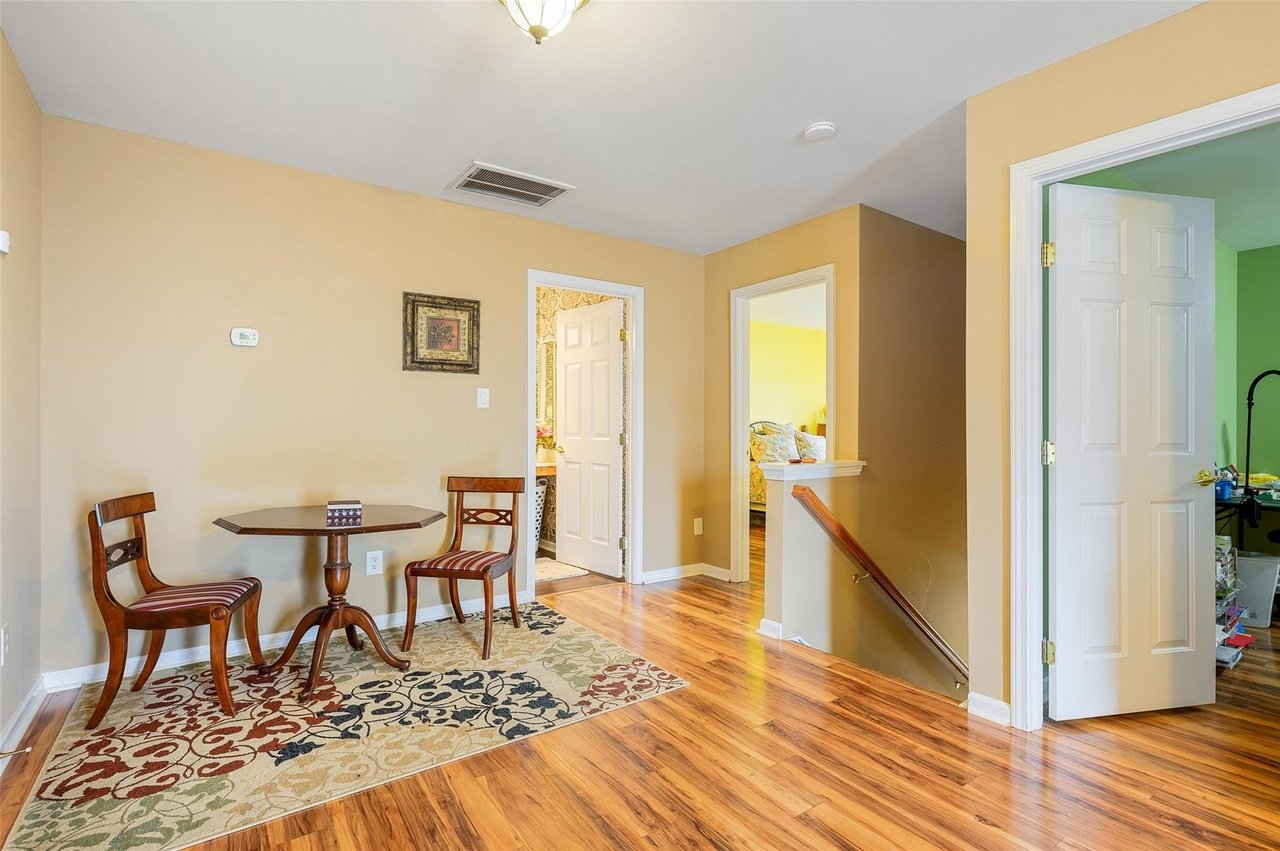 4090 Holly Villa Cir