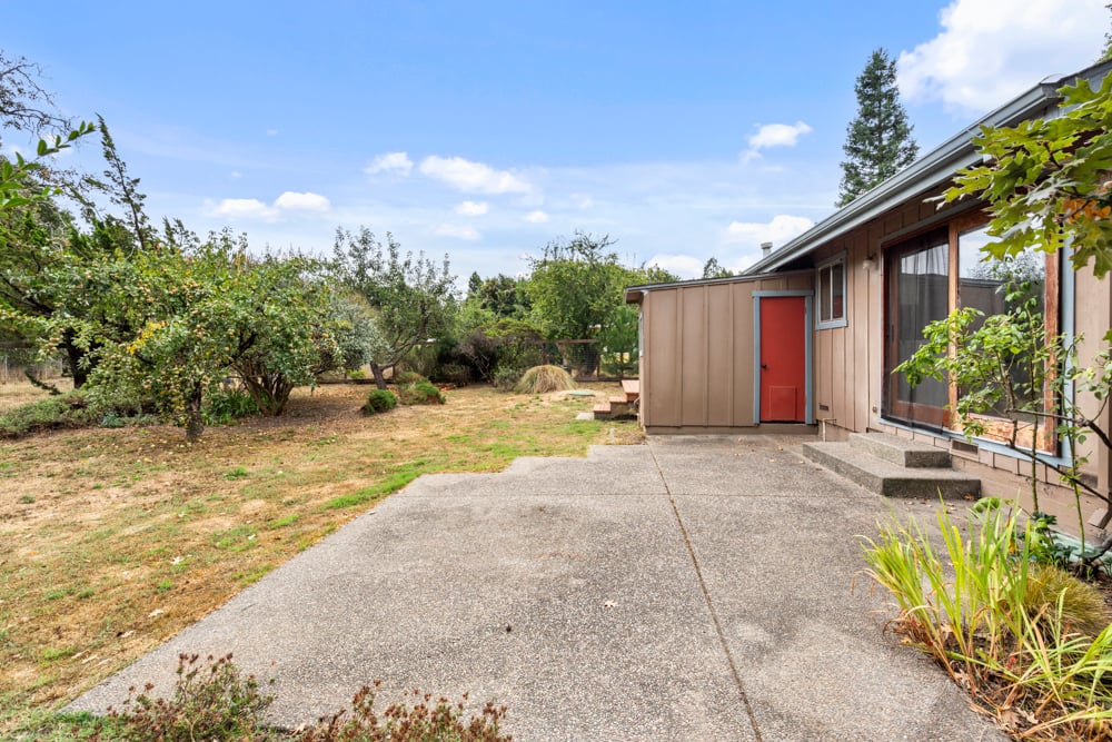5152 Mcfarlane Rd