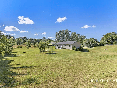 2123 W Pike Rd