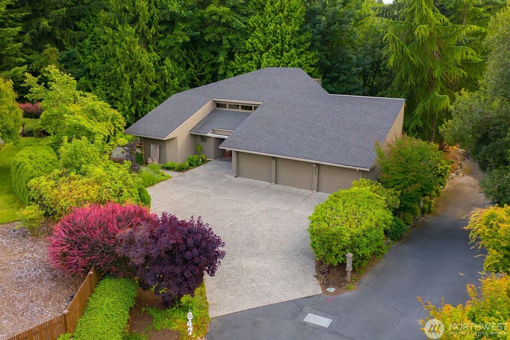 647 NW 163rd Street