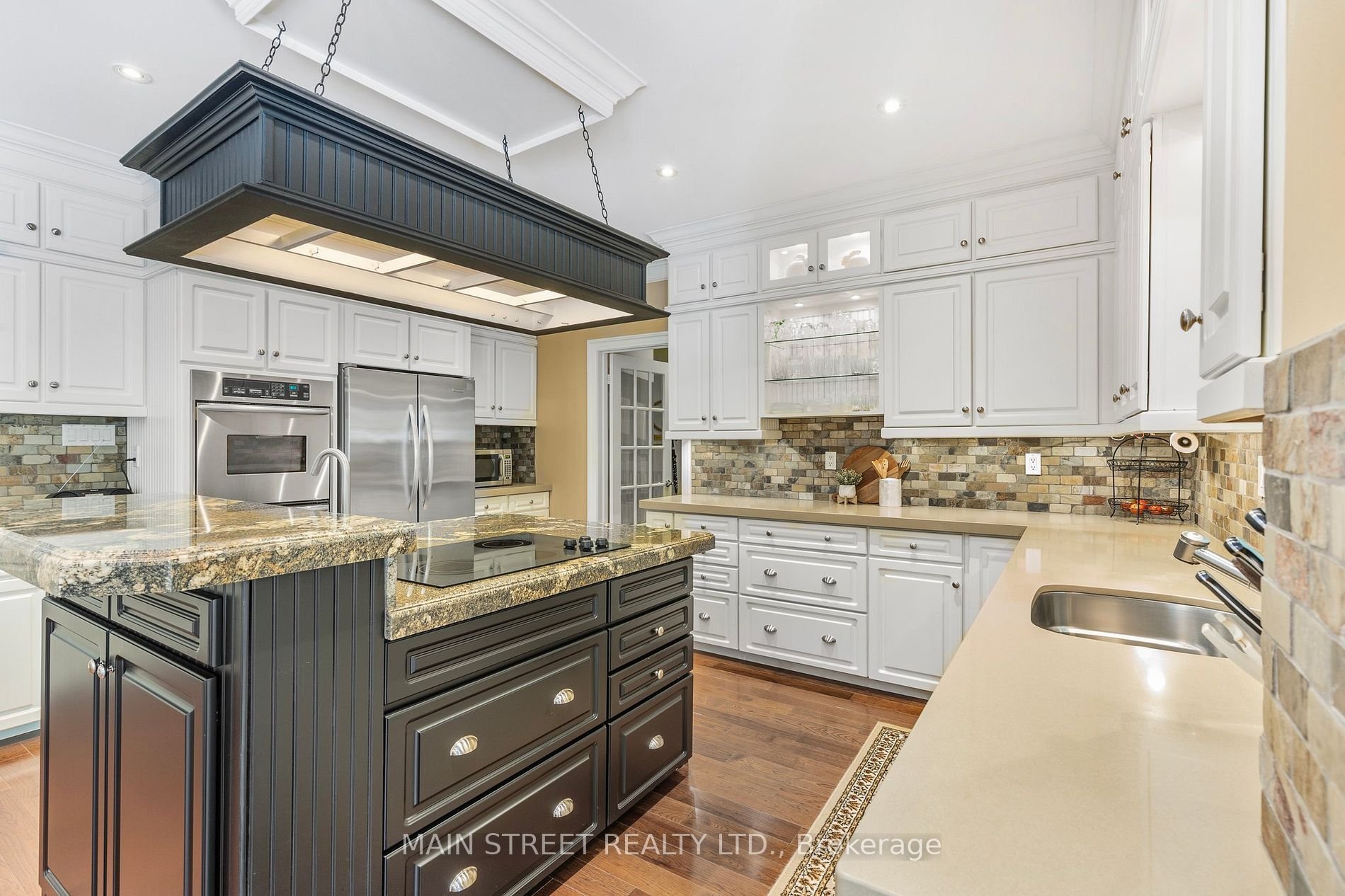 120 Willow Farm Lane, Aurora