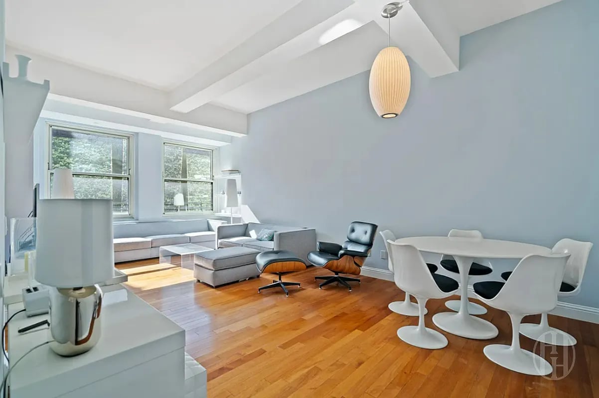 88 Greenwich Street 702