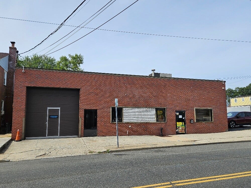 454 Meacham Ave
