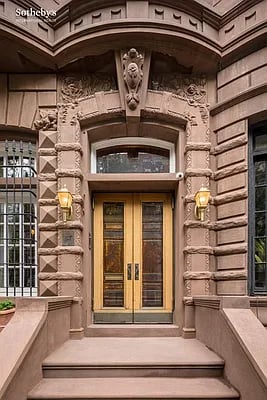 37 West 74th Street