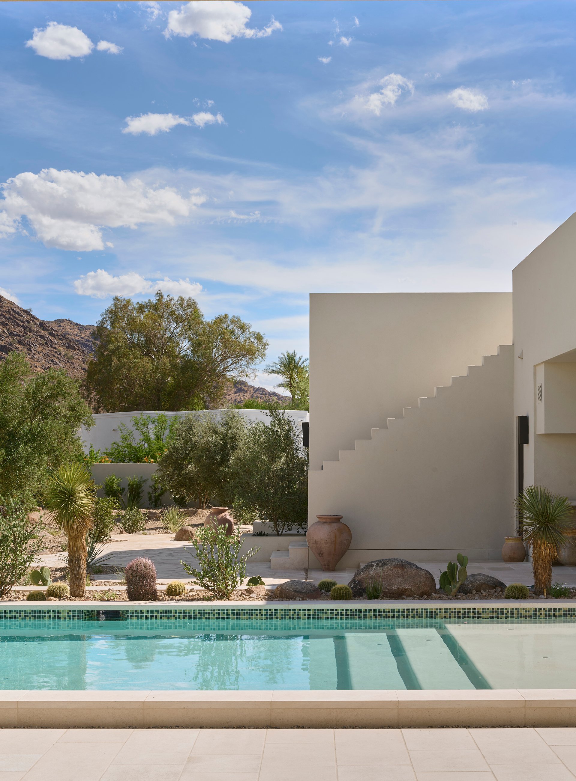8717 N AVENIDA DEL SOL