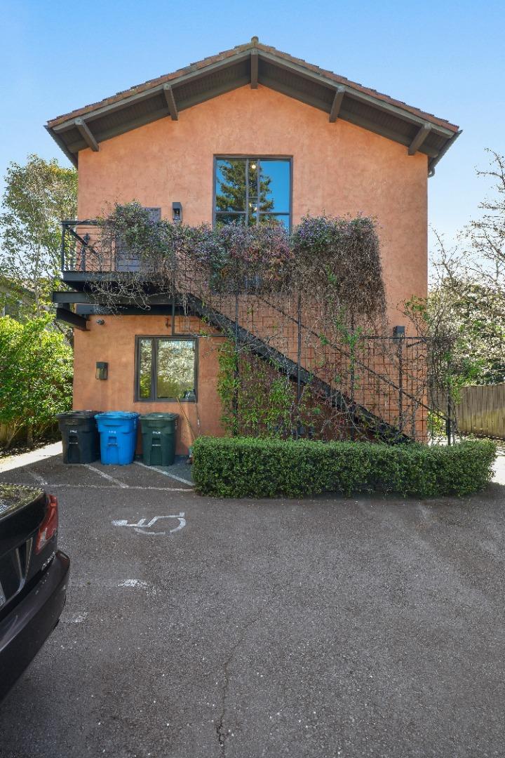 312 N. San Mateo Drive, Ste. 200