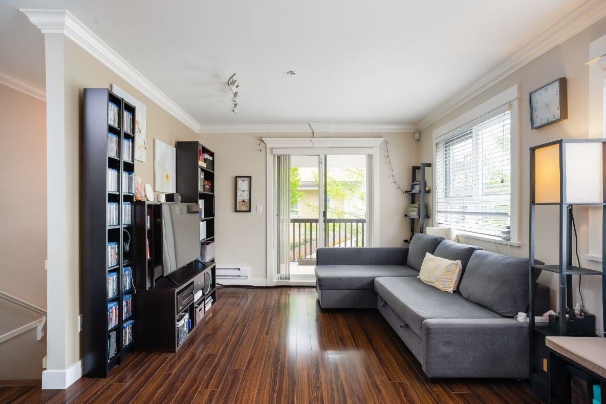 1130 Ewen Ave, #3