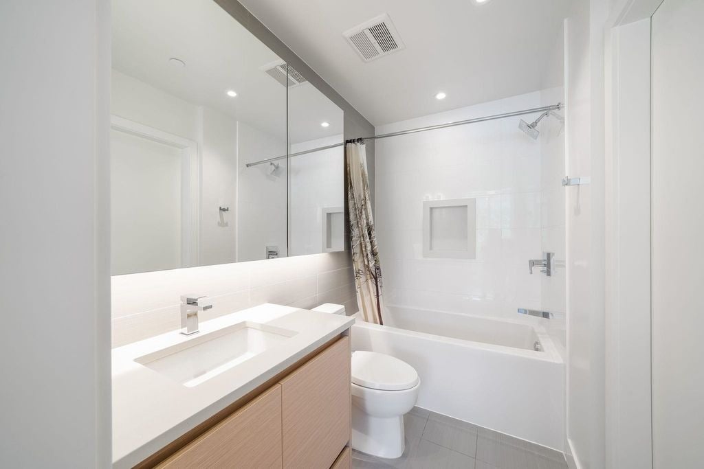 3538 Sawmill Cres, #411