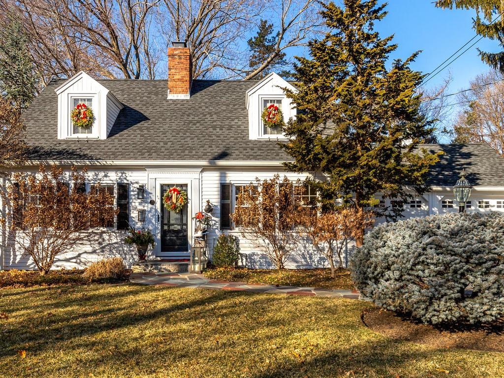 15 Canterbury Rd
