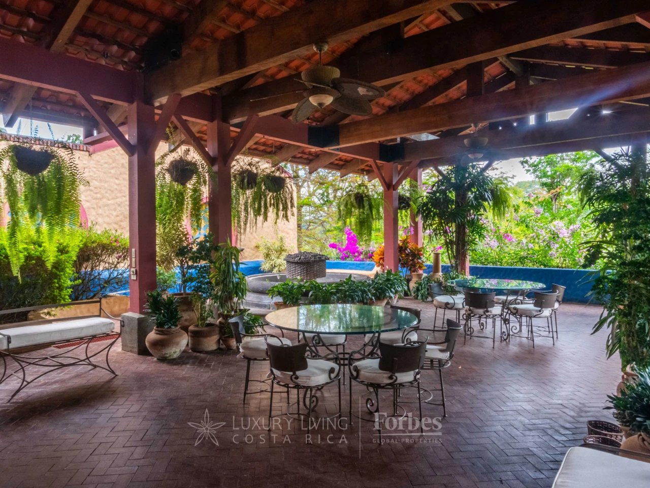 19136 - Architectural Hacienda Style Mansion