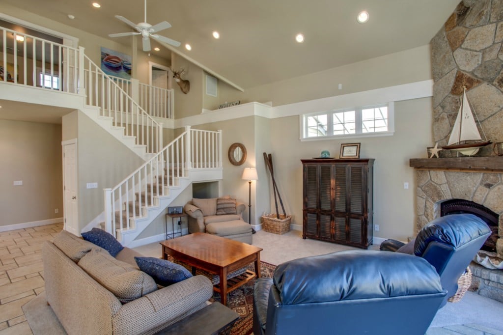 280 Lake Front Rd