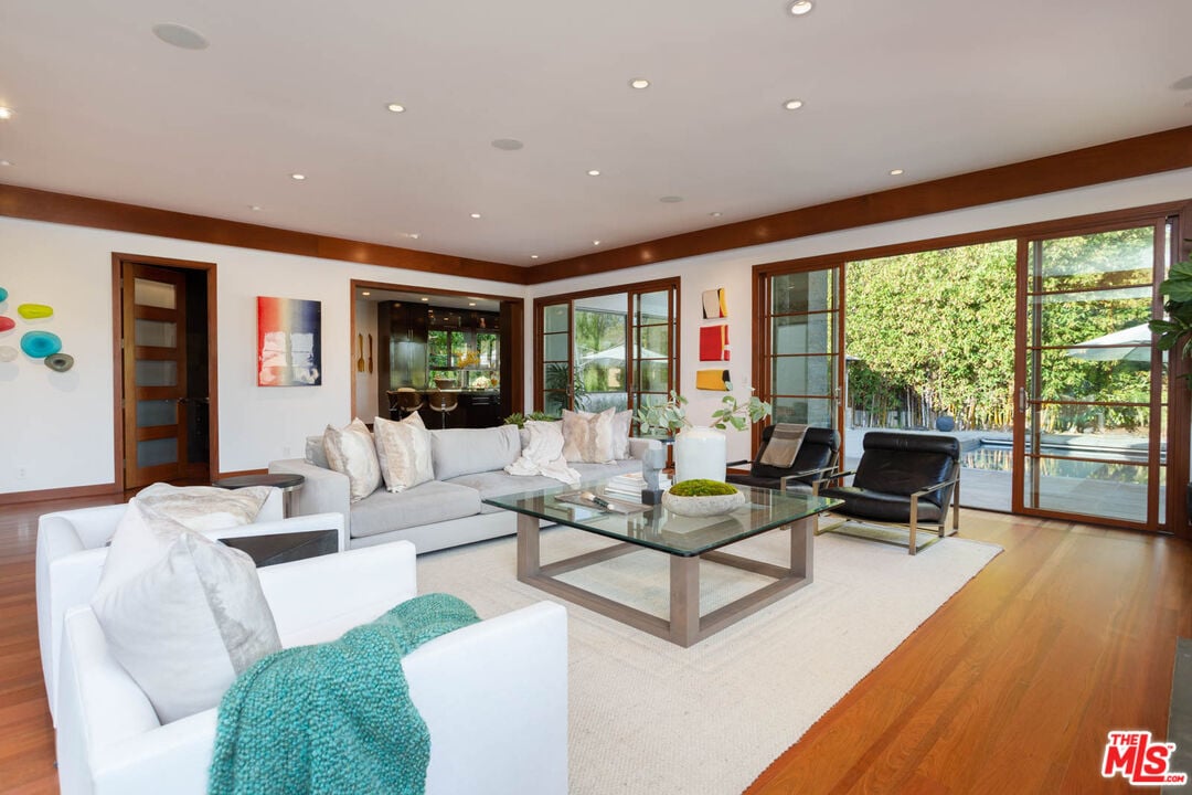 500 Alma Real Dr