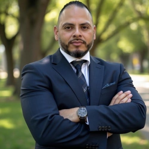 Henry Zelaya Fairfax Station, VA Real Estate Agent Headshot