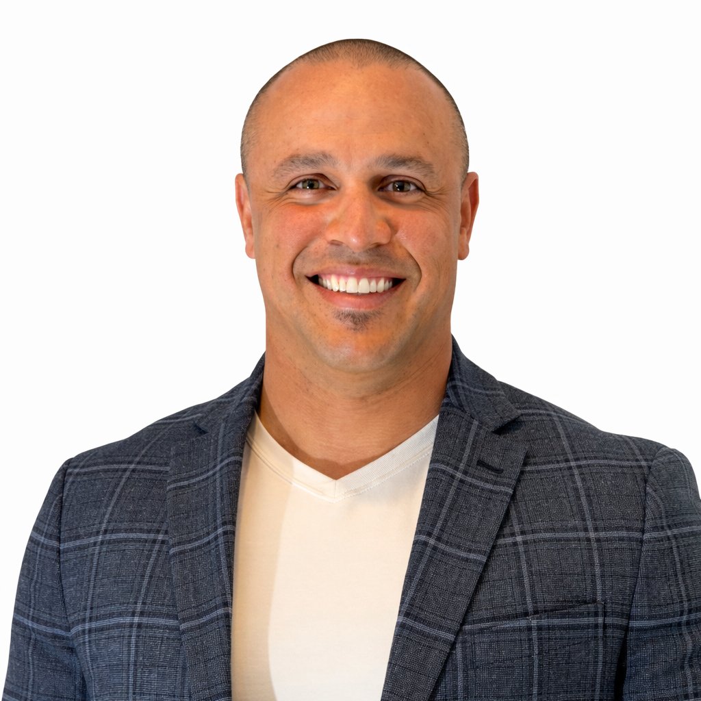 Isaiah Mason Powell Butte, OR Real Estate Agent Headshot