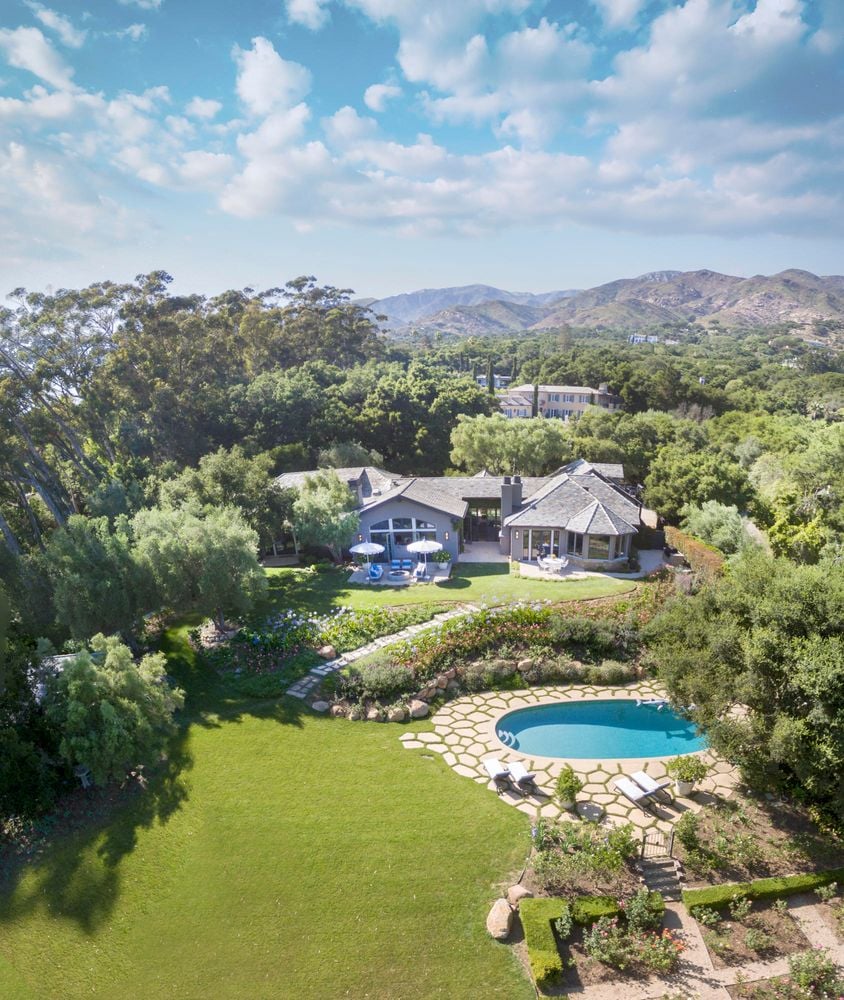 803 Picacho Ln