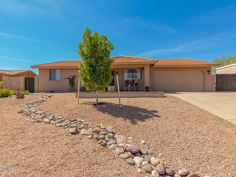 16413 Heather Dr
