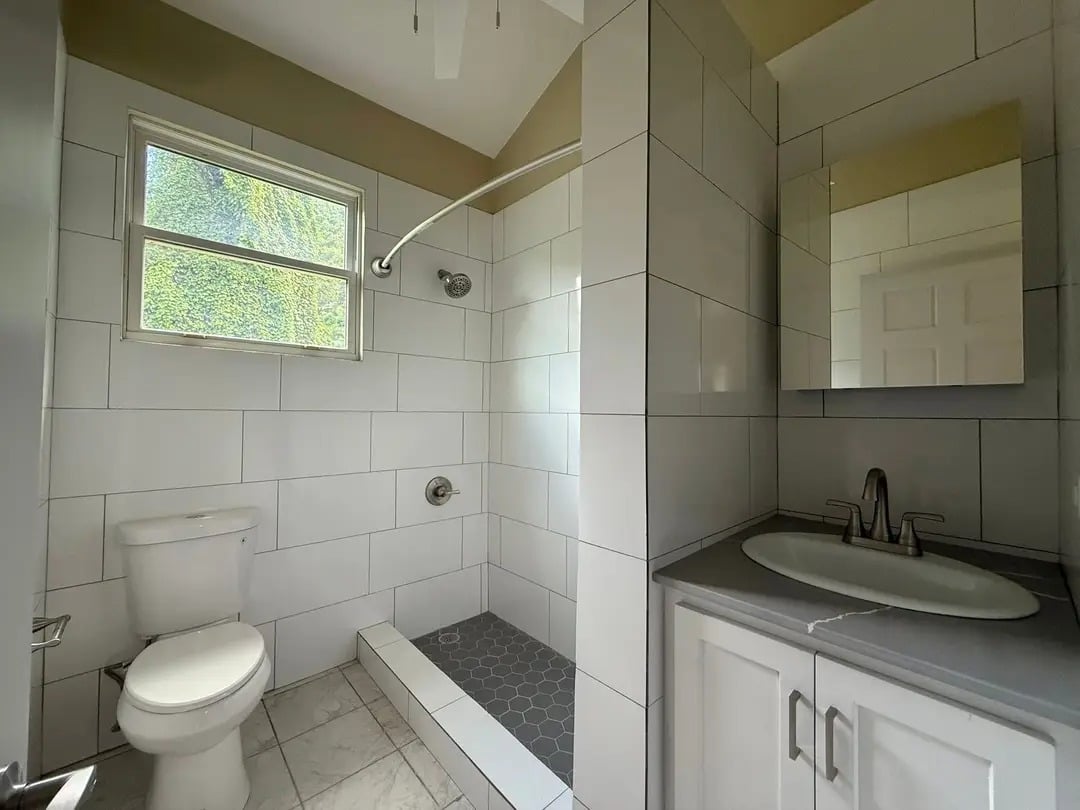 1100 Zion Hill 2 Bedroom Apartment 