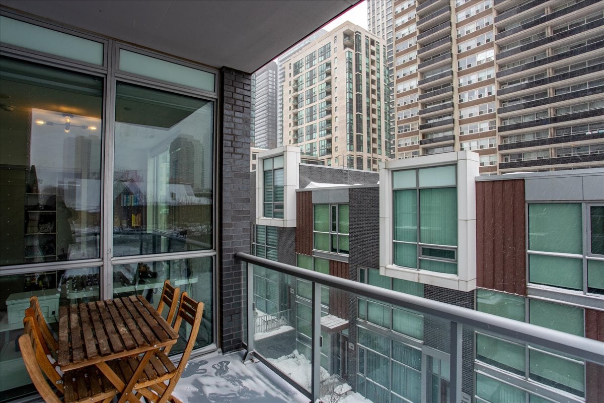 #310 - 101 Erskine Avenue