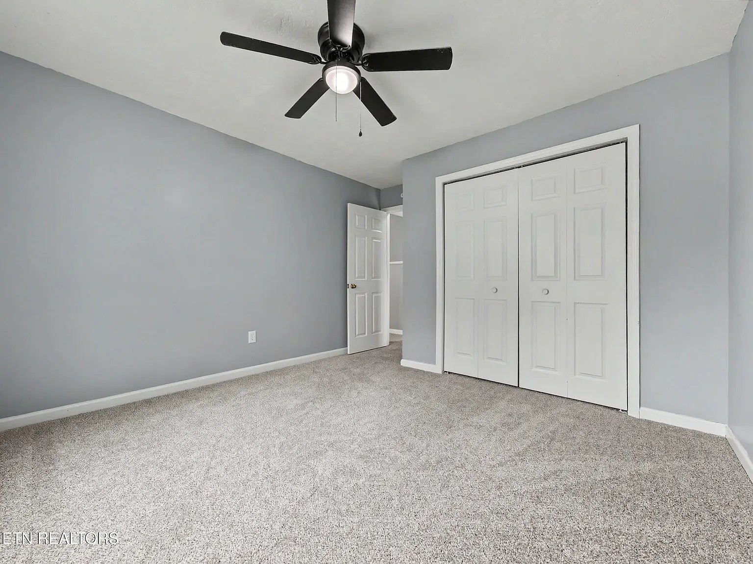 5516 Oakside Drive