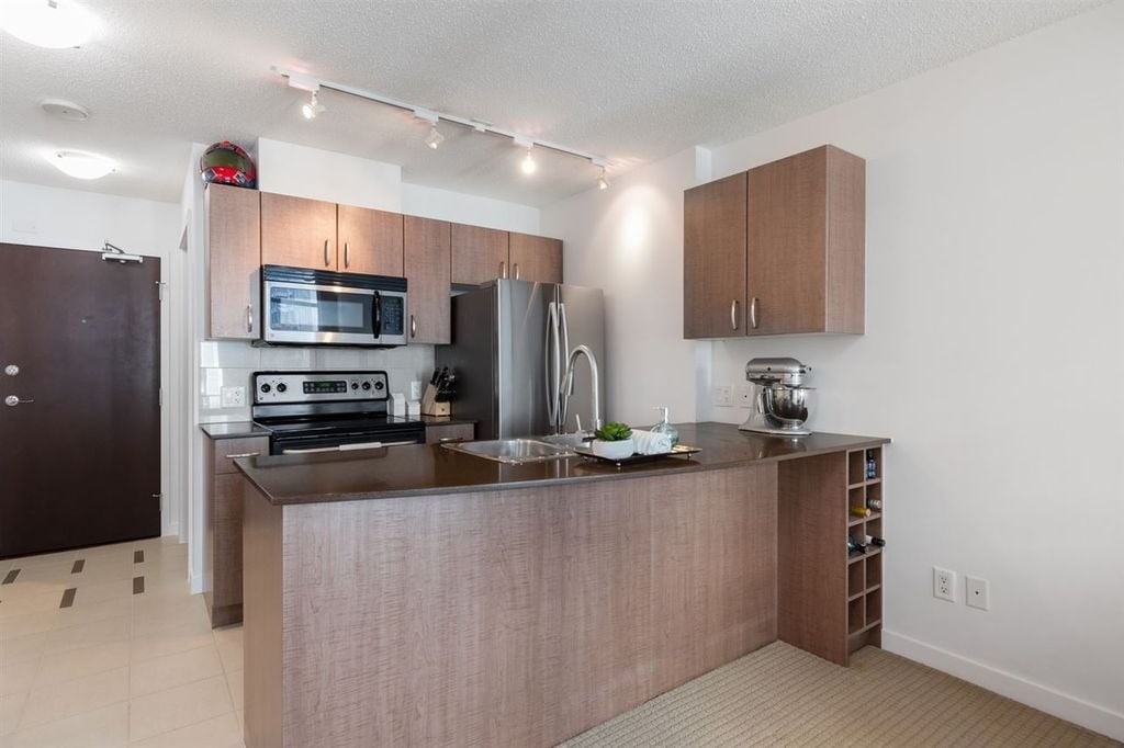 610 Granville St, #1403