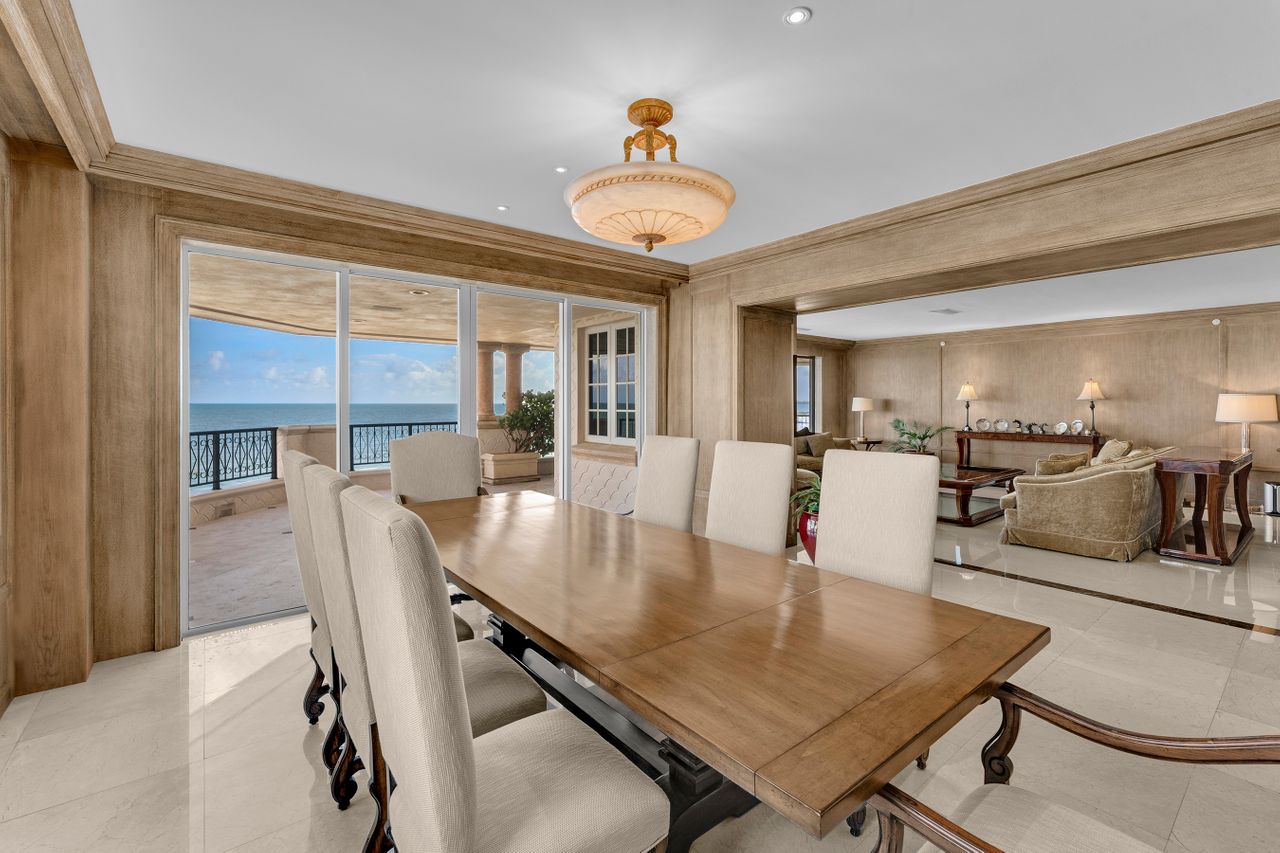 Perfect Oceanside Location on Fisher Island