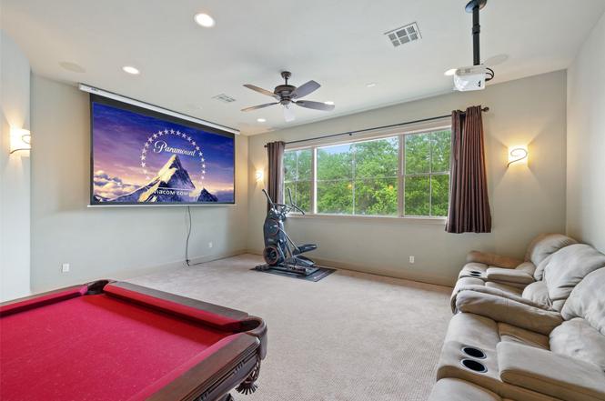 3104 Rivercrest Dr