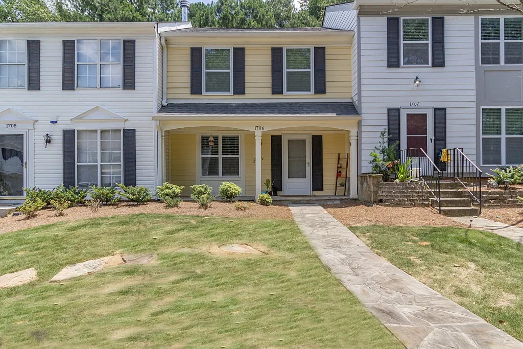 1706 Queen Anne Ct