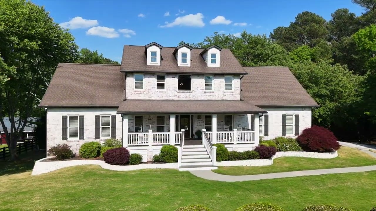 Behind the Gates of a Rare 8-Acre Equestrian Estate
