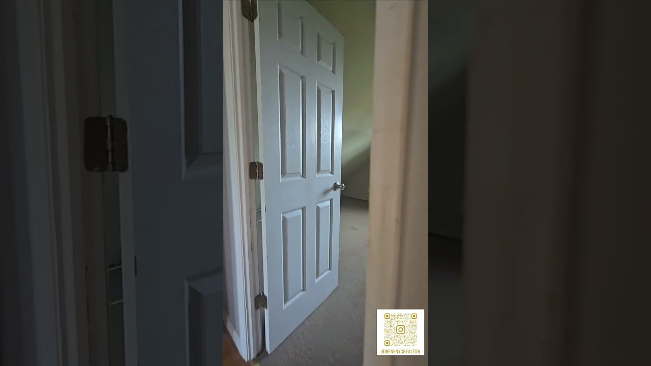 Roslyn Heights Flipping Opportunity