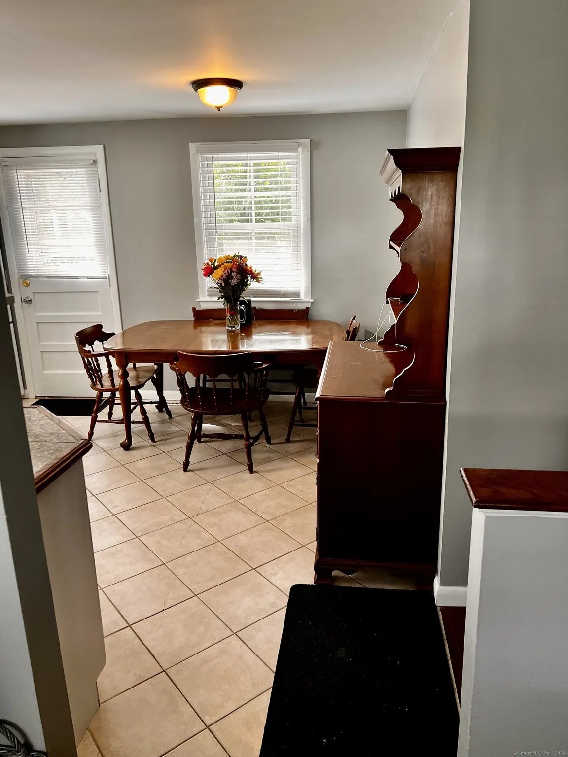 100 Mount Carmel Avenue