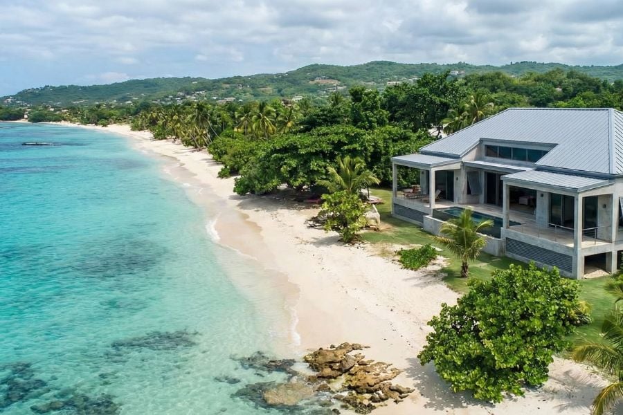 Protecting Beachfront Property Investments in Puerto Rico: Permits, Setbacks, and Hurricane Risk