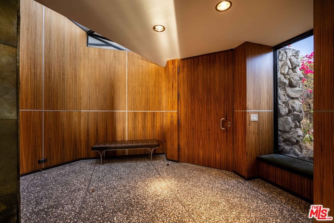 Orion Crest, Devlin Dr, 90069